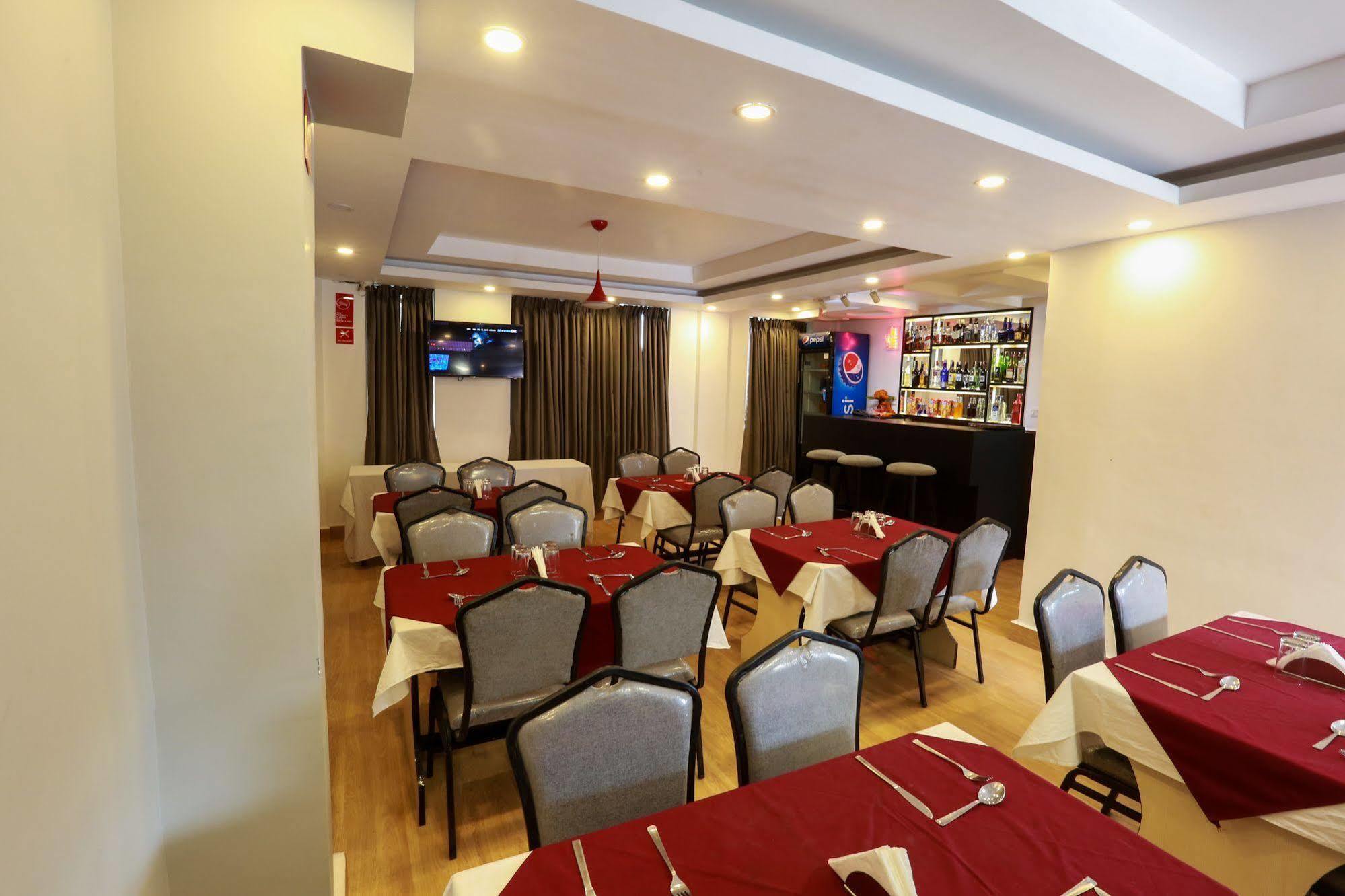 Oyo 123 Hotel Prince Plaza Kathmandu Ngoại thất bức ảnh