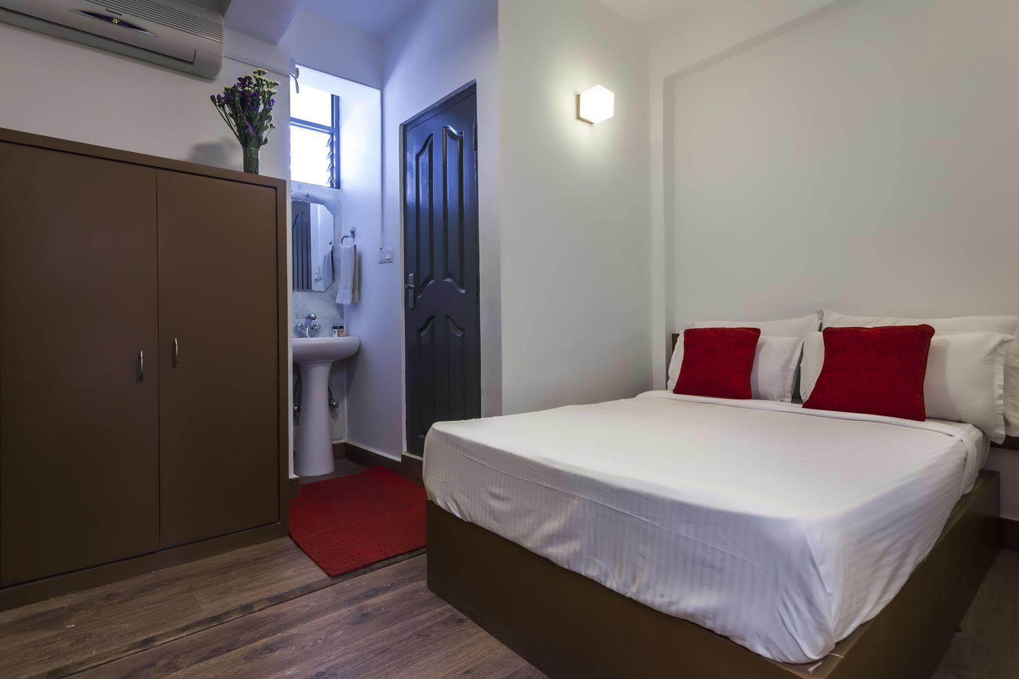 Oyo 123 Hotel Prince Plaza Kathmandu Ngoại thất bức ảnh